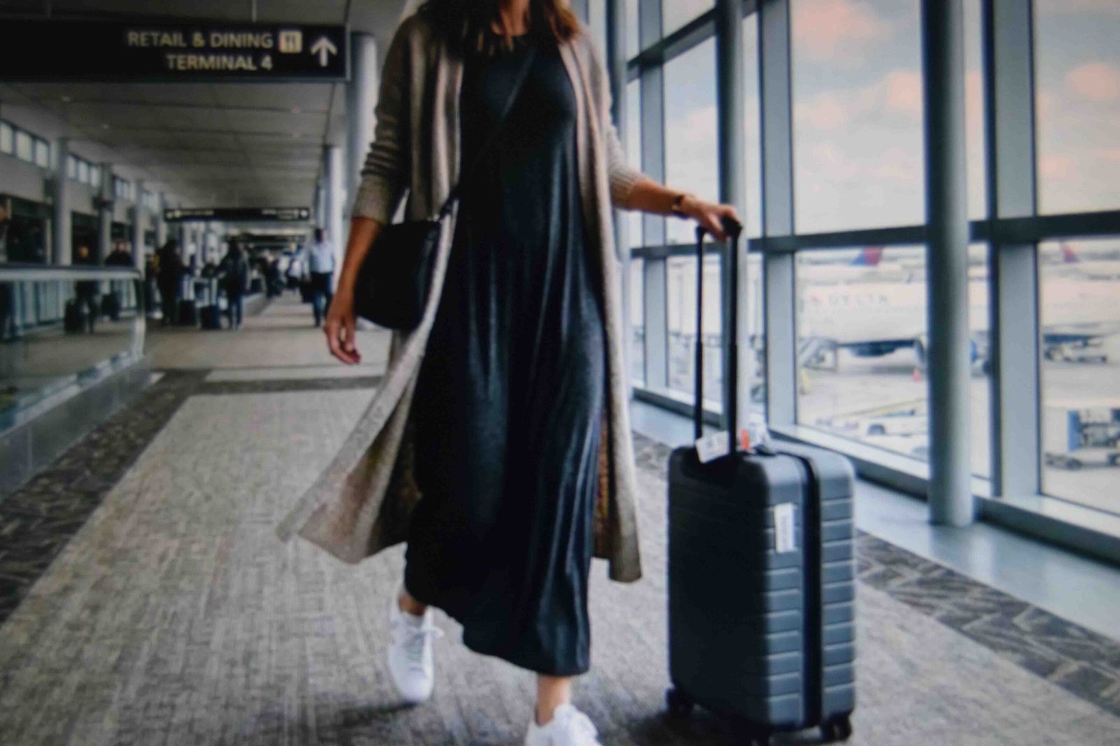 A jersey maxi and cardigan among the easiest plus size airport outfit ideas