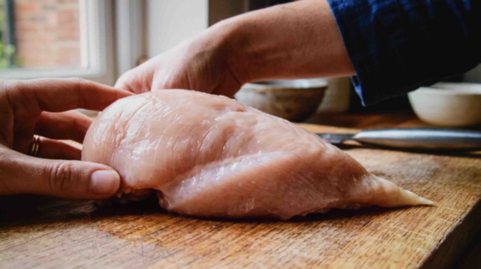 The uneven thickness that makes a boneless chicken breast cook badly